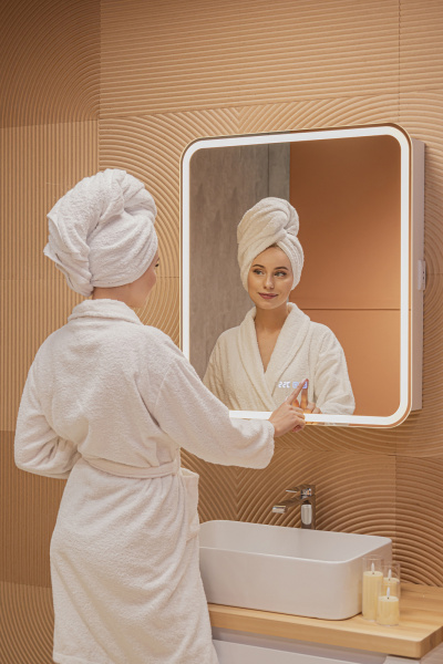 Зеркало-шкаф Правый Лантана Белый 70х80 Сенсор 3-6К Часы Антипар