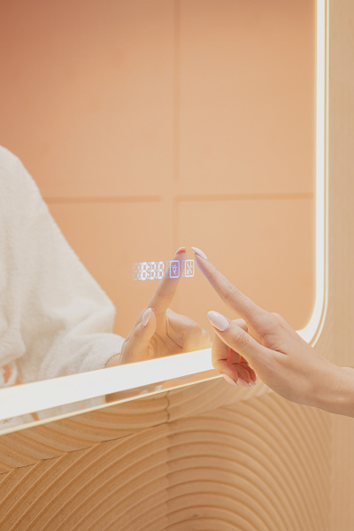 Зеркало-шкаф Правый Лантана Белый 70х80 Сенсор 3-6К Часы Антипар